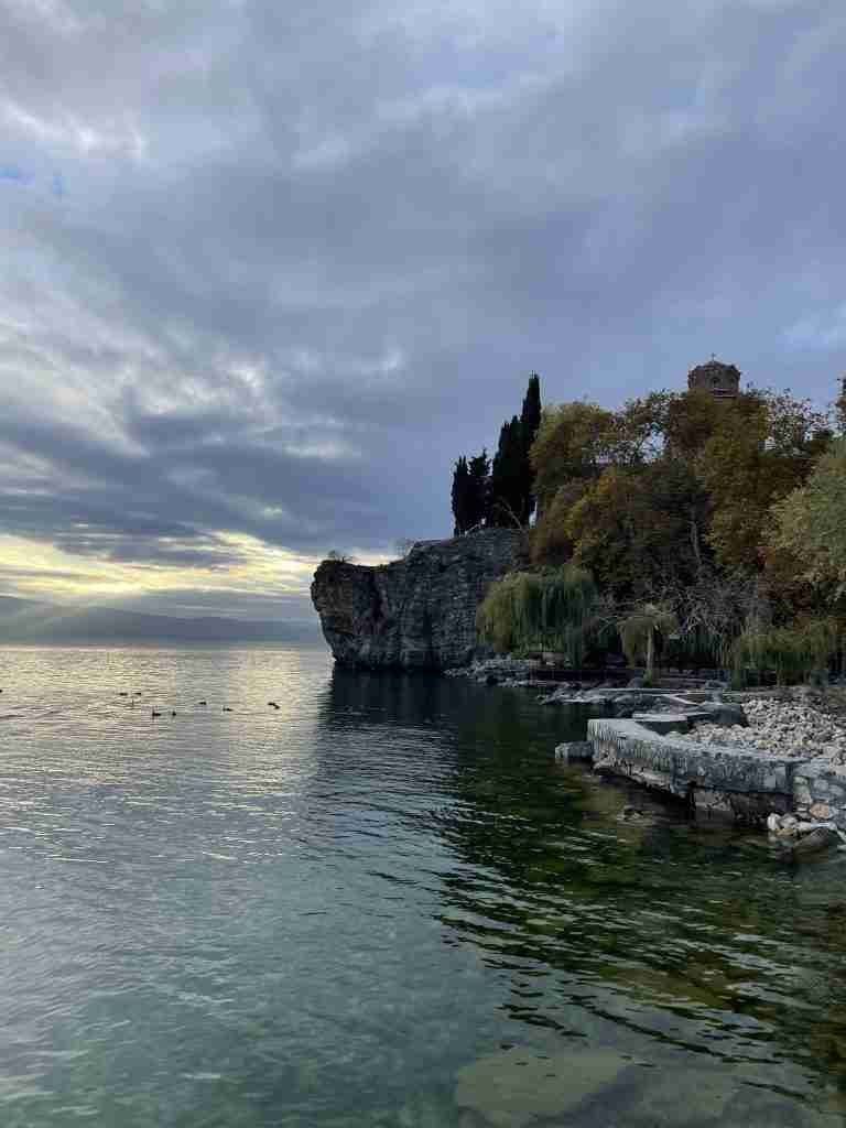 Che fare a Ohrid, la perla della Macedonia del Nord 6 Chiesa di San Giovanni Kaneo