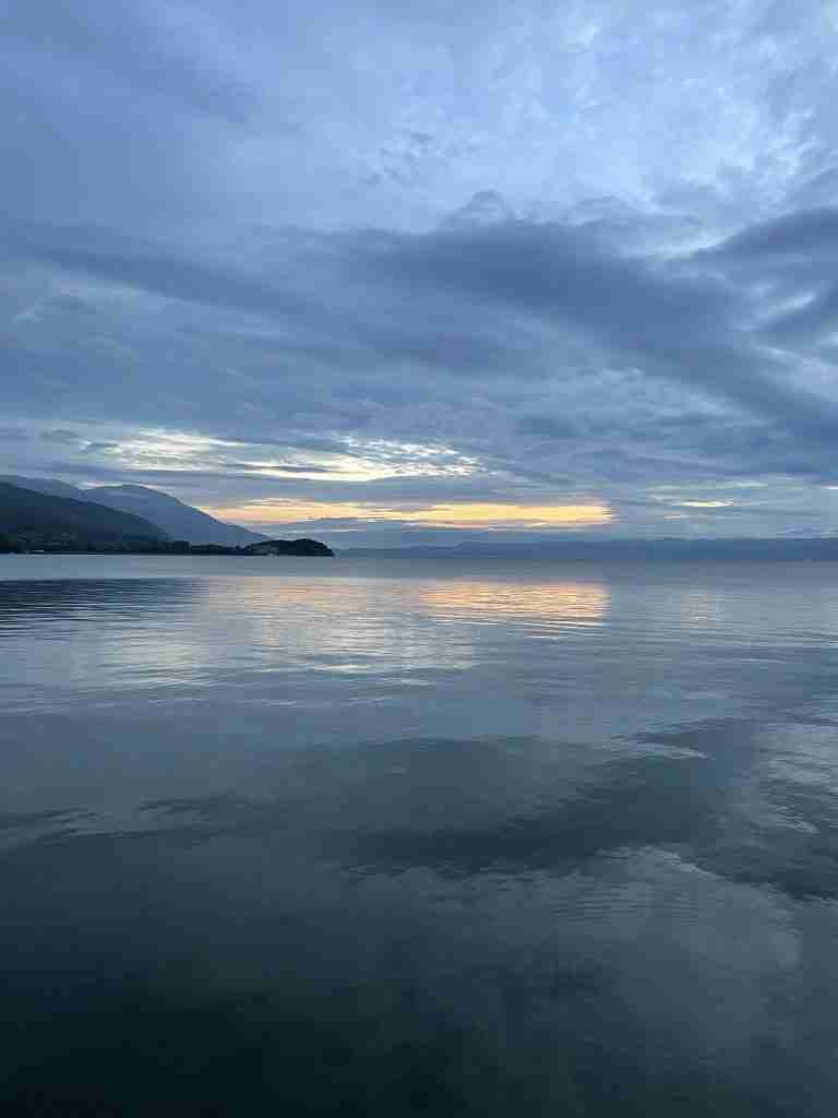 Che fare a Ohrid, la perla della Macedonia del Nord 10 Lago di Ohrid